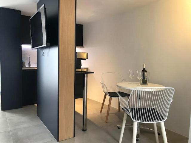 Acogedor Estudio Suite En Urbanizacion Tranquila Famara Zewnętrze zdjęcie